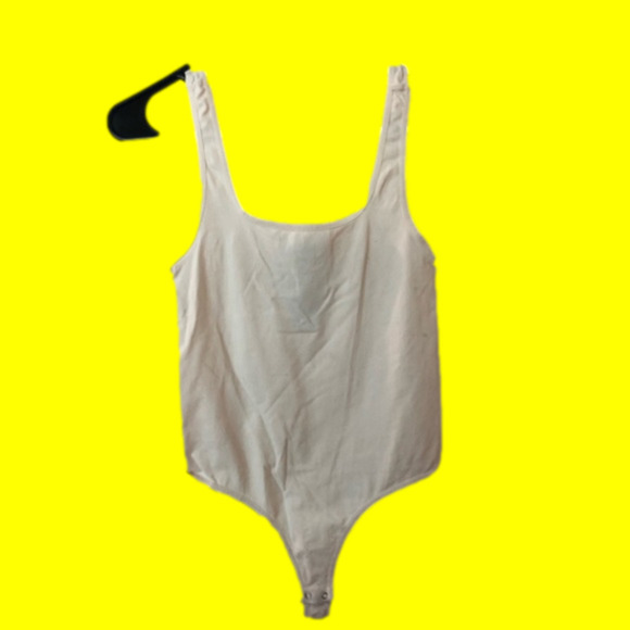 Bebe bodysuit light cream color size S - Picture 2 of 3